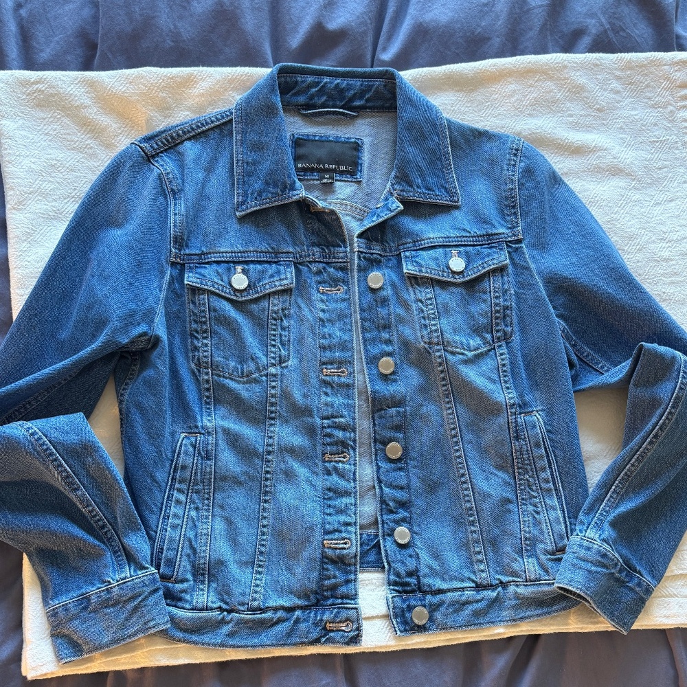 Banana Republic Denim Jacket Size M